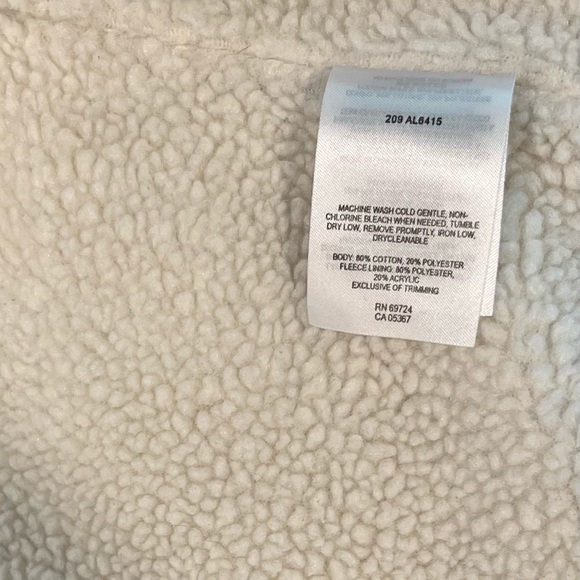 Columbia fleece Jacket womens M, Ivory, Sherpa lining. Front pockets, Hooded - Picture 6 of 9